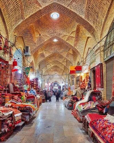 بازار وکیل